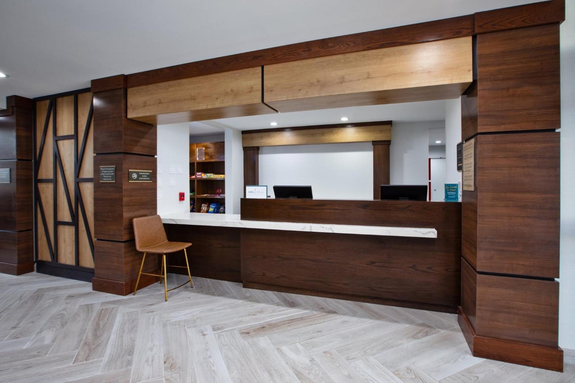 Staybridge Suites - Ames By Ihg Экстерьер фото