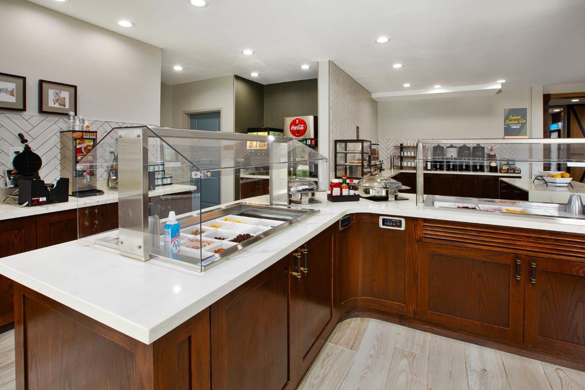 Staybridge Suites - Ames By Ihg Экстерьер фото